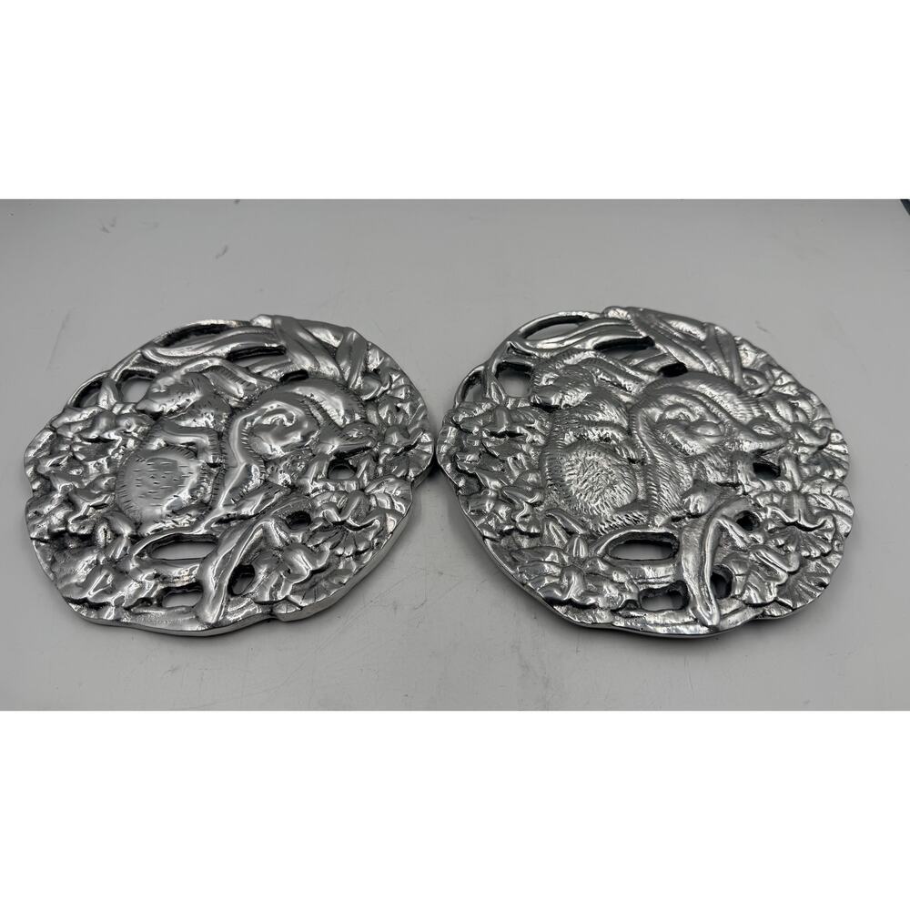Set of 2 Vintage Arthur Court Bunny Trivet: 1995 Cast Aluminum Floral Design - Picture 1 of 5